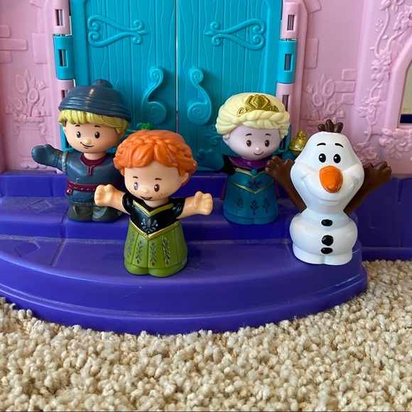 little people elsa and olaf